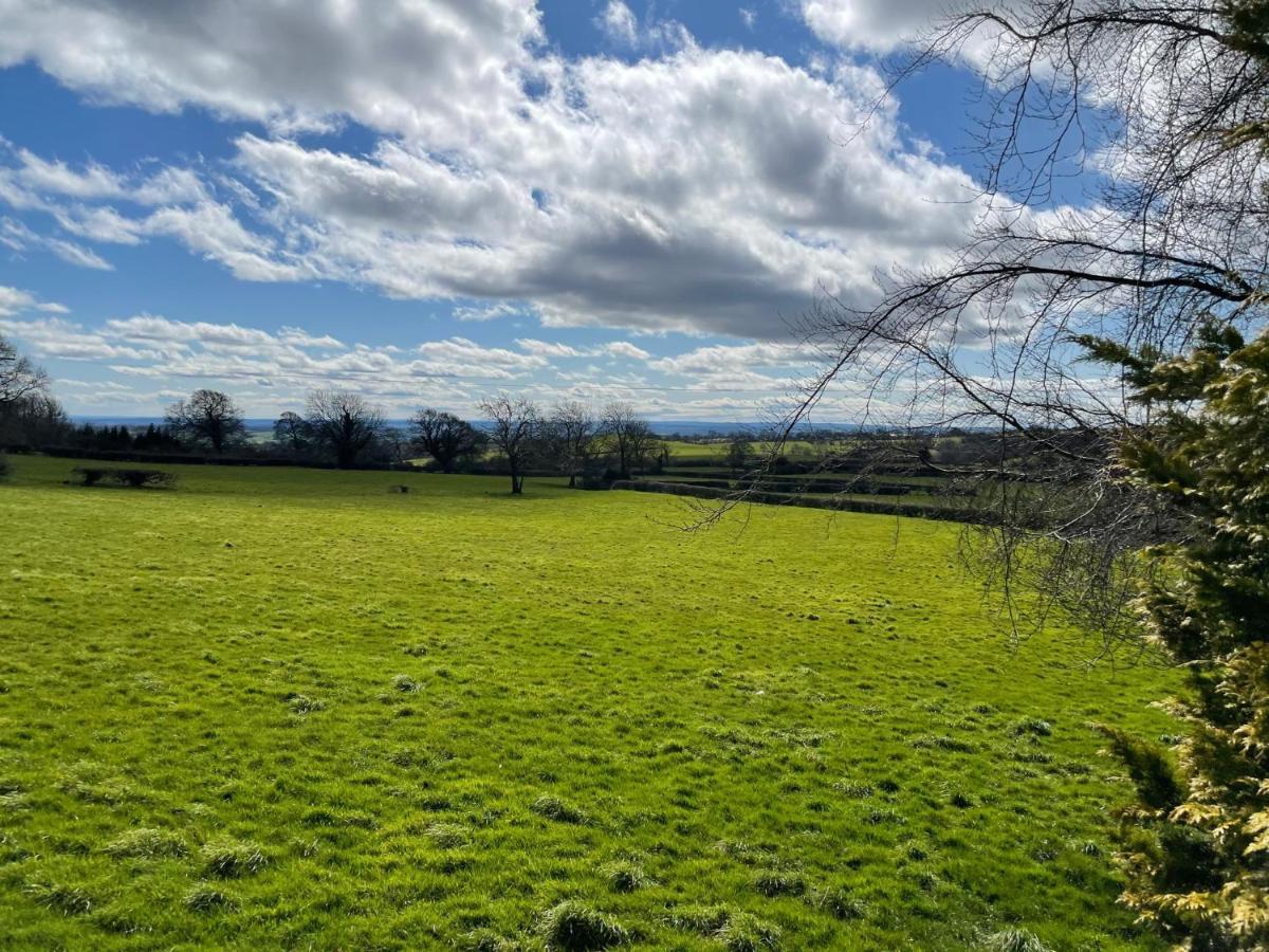 The Dog & Partridge Country Inn Ashbourne  Eksteriør bilde